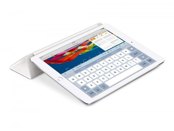 iPad Smart Cover weiß aufgestellt HandyShop Linz MobileWorld